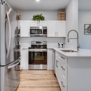 Colonial Court - Stainless steal appliances - Apartments Near Me - Ogden, Utah Colonial Court - Stainless steal appliances - Apartments Near Me - Ogden, Utah