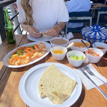 El Guero - Garlic Shrimp - Mexican Near Me - Rosarito, BCN