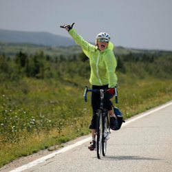 Alaskabike - Random outburst of joy are common on the Denali Highway!