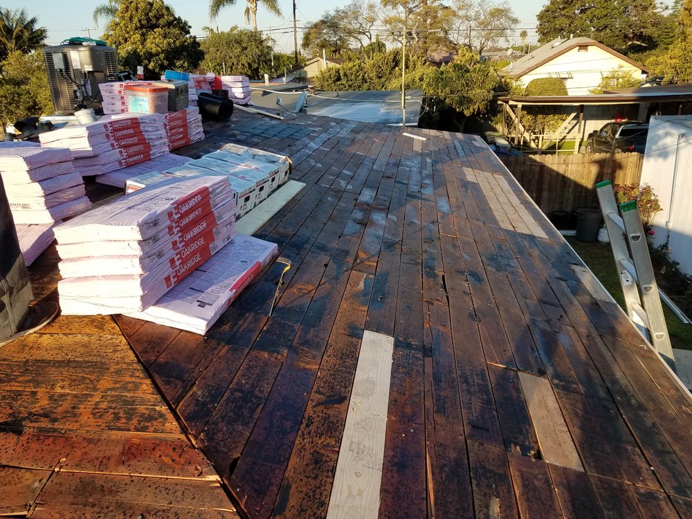 Slide of Estradas Roofing Solutions