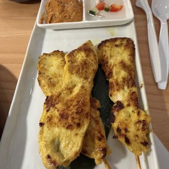 Khing Thai Eatery - Chicken Satay - Thai Near Me - Stamford, Connecticut Khing Thai Eatery - Chicken Satay - Thai Near Me - Stamford, Connecticut