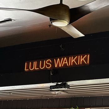 Lulu's Waikiki - Burgers Near Me - Honolulu, Hawaii