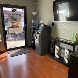 EE Botanicals - Our Kratom shop