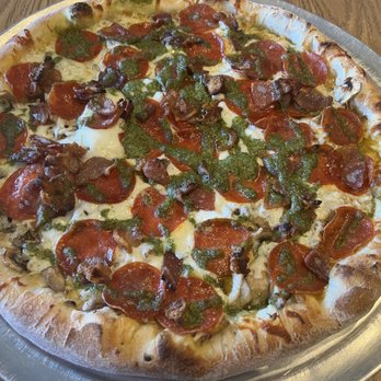 Bravo Pizza - Pepperoni pesto bacon mushroom - Pizza Near Me - San Francisco, California Bravo Pizza - Pepperoni pesto bacon mushroom - Pizza Near Me - San Francisco, California