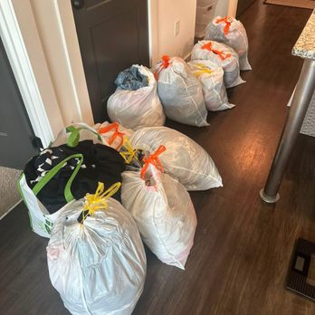 Samantha’s Mobile Laundry Service - Laundromat Near Me Samantha’s Mobile Laundry Service - Laundromat Near Me
