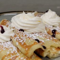 Mango's Breakfast Brunch - Crepes