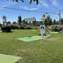 PuttSkee's Mini-Golf