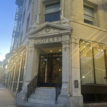 L'Opera - Italian Near Me - Long Beach, California