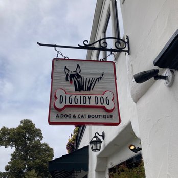 Diggidy Dog - Pet Stores Near Me - Carmel, California