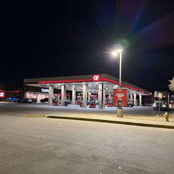QuikTrip - Exterior - Gas Stations Near Me - Phoenix, Arizona