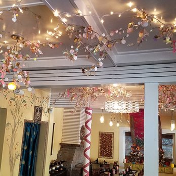 Prabh Indian Kitchen - Interior decor - Indian Near Me - Mill Valley, California Prabh Indian Kitchen - Interior decor - Indian Near Me - Mill Valley, California