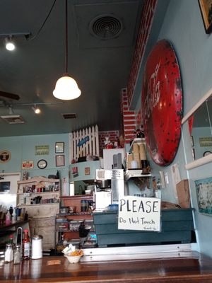 S & W Country Diner by null