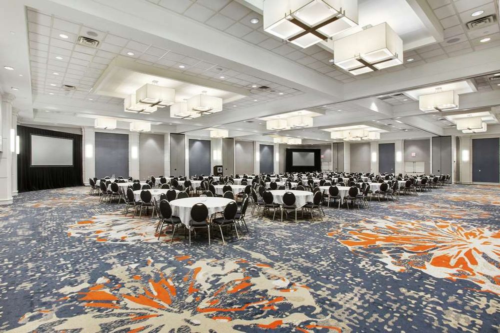 DoubleTree by Hilton Hotel Little Rock