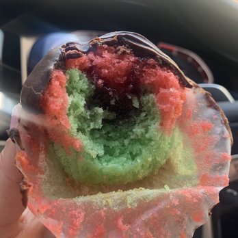 Brooklyn Cupcake - Rainbow Cookie Cupcake - Cupcakes Near Me - Brooklyn, New York