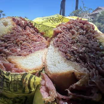 The Hat - Goodness - Burgers Near Me - Las Vegas, Nevada The Hat - Goodness - Burgers Near Me - Las Vegas, Nevada