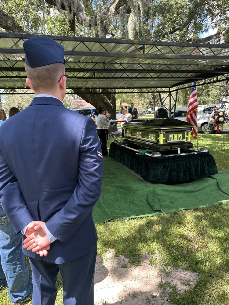 GENTRYMORRISON FUNERAL HOMES Updated August 2024 1727 Bartow Rd