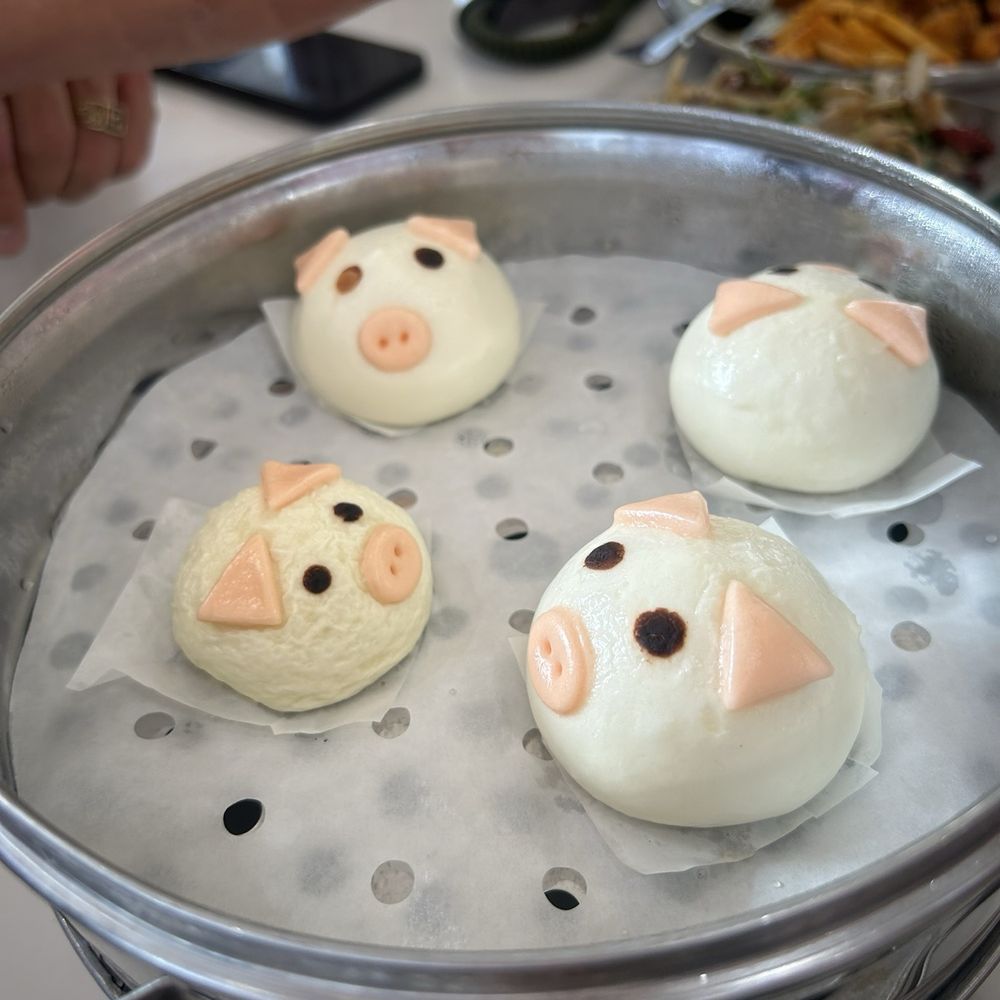 LOC Chinese Kitchen - Buns - Chinese Near Me - Riverside, California