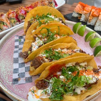 The Haam - Bulgogi Tacos, Hotate Trufa roll (left) & Queen roll (right) - Japanese Near Me - Toronto, Ontario The Haam - Bulgogi Tacos, Hotate Trufa roll (left) & Queen roll (right) - Japanese Near Me - Toronto, Ontario