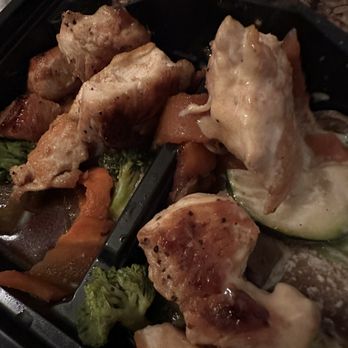 Nori Sushi & Grill - Habachi chicken dry - Japanese Near Me - Aurora, Illinois