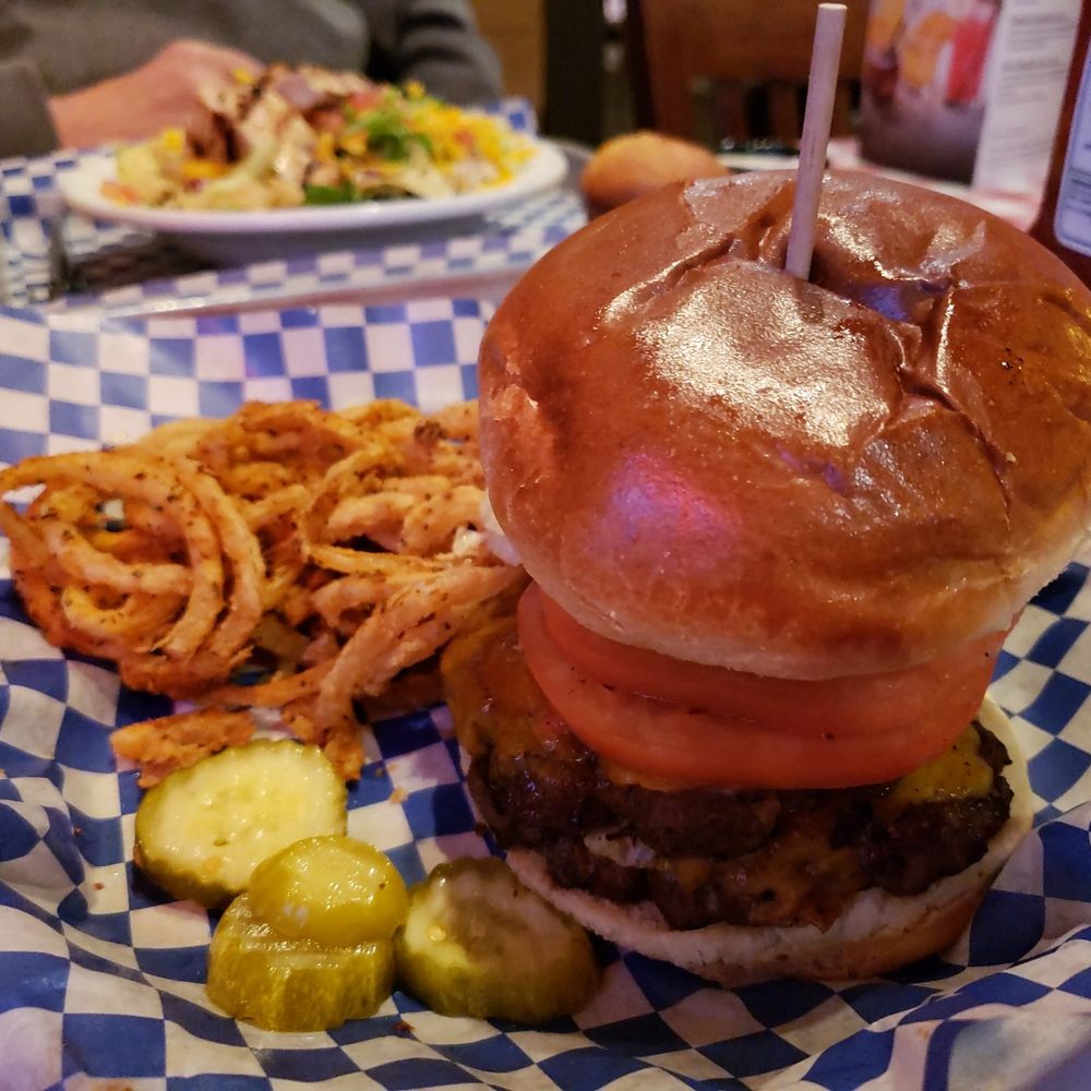 Famous Dave's Bar-B-Que - Barbeque Near Me - Addison, Illinois