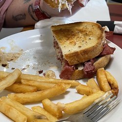 Amherst Diner - Ruben and fries