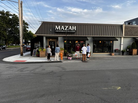 Mazah Mediterranean Eatery by null
