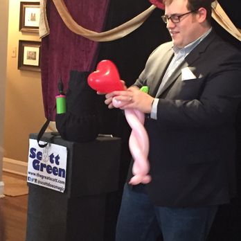 Scott Green--Chicago's Magician - The ballons at the end were a huge hit! - Magicians Near Me - Chicago, Illinois Scott Green--Chicago's Magician - The ballons at the end were a huge hit! - Magicians Near Me - Chicago, Illinois