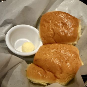 Little Joe’s Steakhouse - Complimentary bread - Steakhouses Near Me - Honolulu, Hawaii