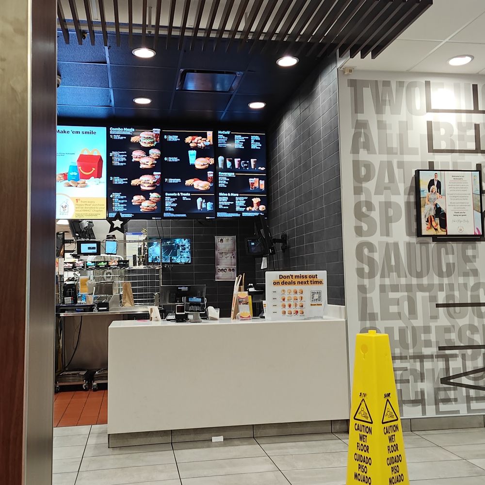 McDonald's - Fast Food Near Me - Yakima, Washington