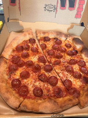 PROMETHEUS PIZZA FOOD TRUCK by null