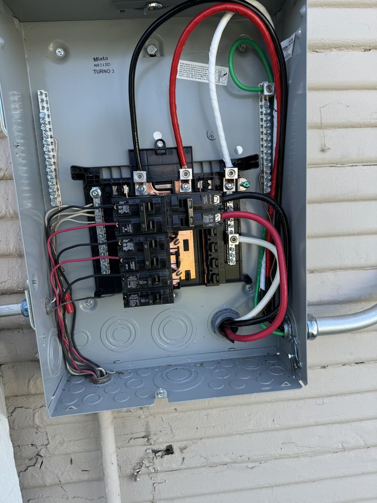 Slide of Hunter Construction & Electric