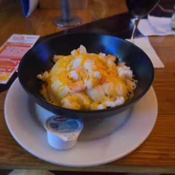 Raindancer Restaurant - Shrimp, cheese, and potatoes - American Near Me - Amsterdam, New York