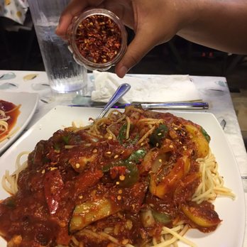 Win-Spuntino - Vegetable spaghetti was awesome. Chili flakes took it next level. - Italian Near Me - Honolulu, Hawaii