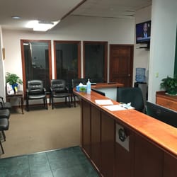 Gold Cross Urgent Care - Very comfortable waiting area for our patients and visitors. Average waiting time is usually 10-15 mins.