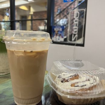 Hola Cafecito - Coffee & Tea Near Me - Hanford, California