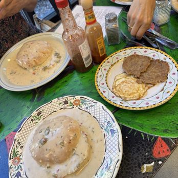 My Mom’s - Biscuits and gravy - Breakfast & Brunch Near Me - Albuquerque, New Mexico
