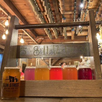 Elm Street Brewing Company - Flight - Breweries Near Me - Muncie, Indiana