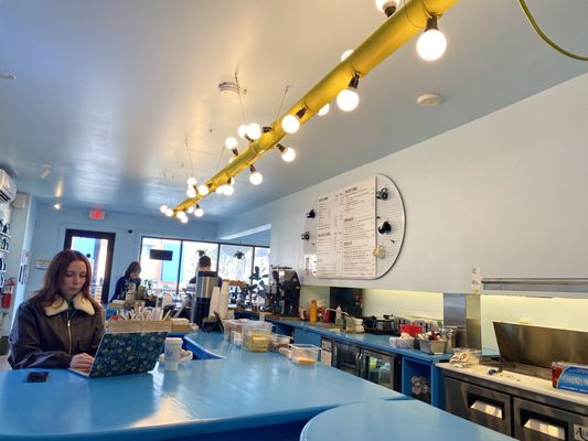 Tipico Coffee & Cafe by null