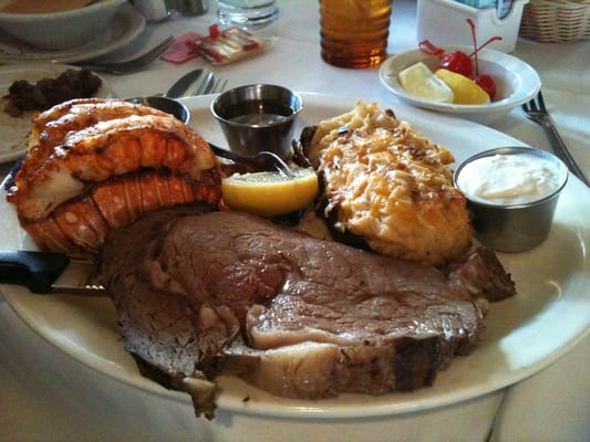 Bob Taylor's Ranch House by null