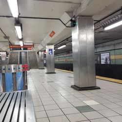 SEPTA Oregon Station
