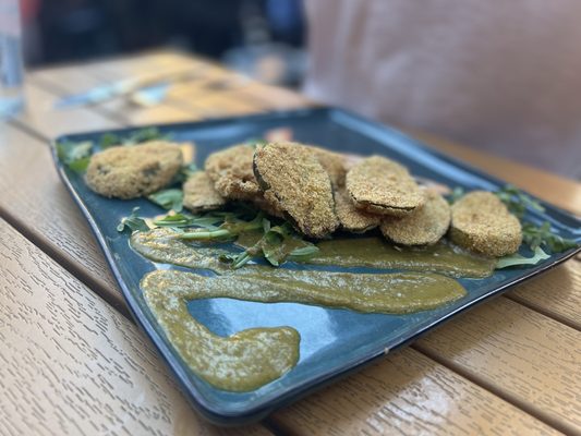 Lilly's Craft and Kitchen by null