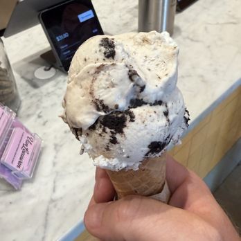 Van Leeuwen - Studio City - Single scoop Cookies n Cookies & Cream vegan in a cone - Ice Cream & Frozen Yogurt Near Me - Los Angeles, California