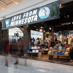 Love From Minnesota - Love From Minnesota on Level 3 West Market of Mall of America! Minnesota-themed apparel, drinkware, goods, gifts and more!