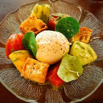 Bedford Post Tavern - Heirloom Tomato - American Near Me - Bedford, New York