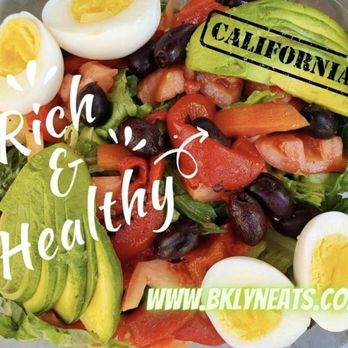 BKLYN eats - California salad - Breakfast & Brunch Near Me - Brooklyn, New York