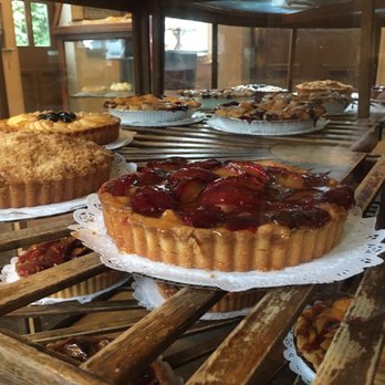 Diane's Bakery Cafe - Beautiful pies - Bakeries Near Me - Roslyn, New York