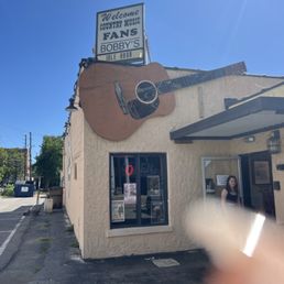 Book a Table - Bobby's Idle Hour Tavern - Updated November 2025