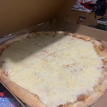 Pizza Central of Brooklyn - Pie with extra cheese , but there's a little too much cheese. Very greasy. - Pizza Near Me - Brooklyn, New York Pizza Central of Brooklyn - Pie with extra cheese , but there's a little too much cheese. Very greasy. - Pizza Near Me - Brooklyn, New York