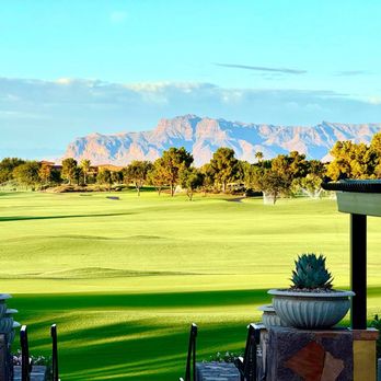 Palma Kitchen + Tap - Amazing views from the patio - New American Near Me - Queen Creek, Arizona Palma Kitchen + Tap - Amazing views from the patio - New American Near Me - Queen Creek, Arizona