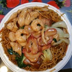 Dragon Village Restaurant - House special chow mein